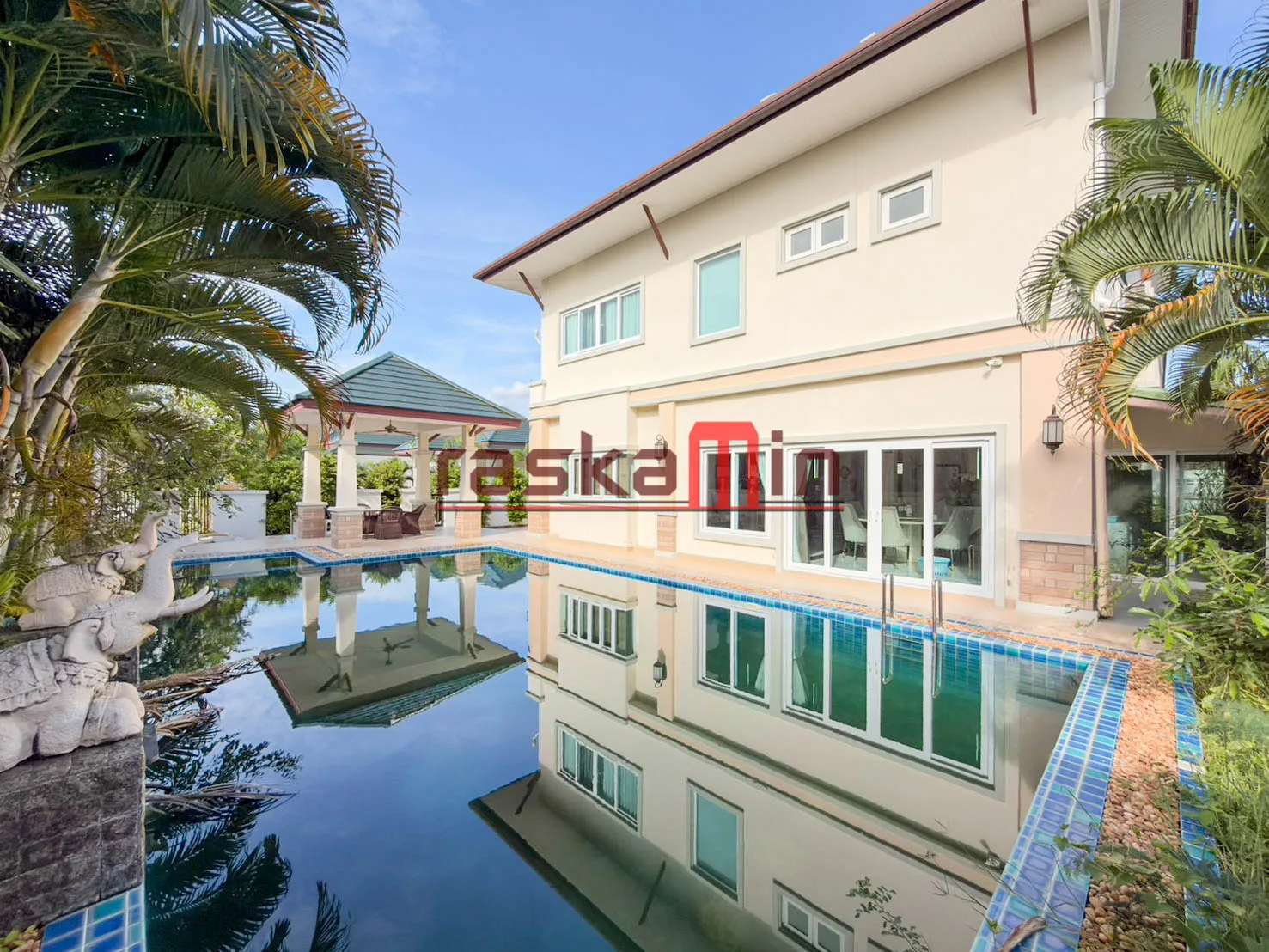 Baan Dusit Pattaya Hill