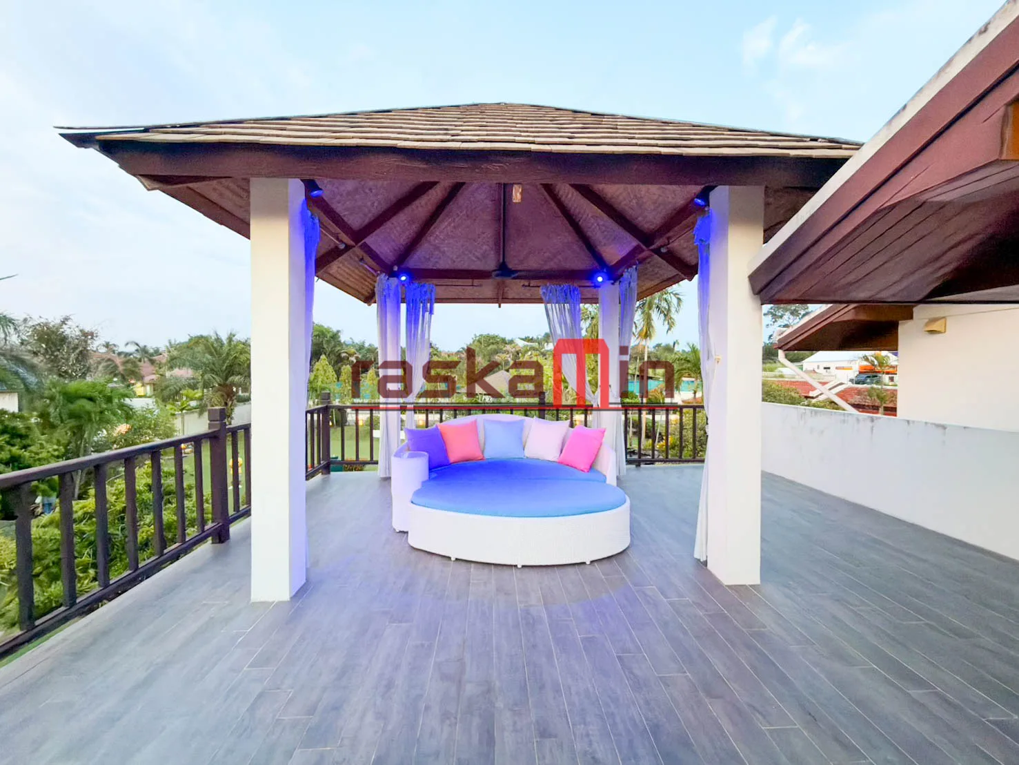 Bayview Residence, Bang Saray - 16