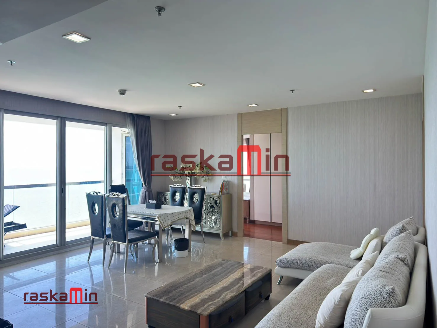 The Palm Wongamat Beach ( เดอะ ปาล์ม วงศ์อมาตย์ บีช พัทยา ) - 2