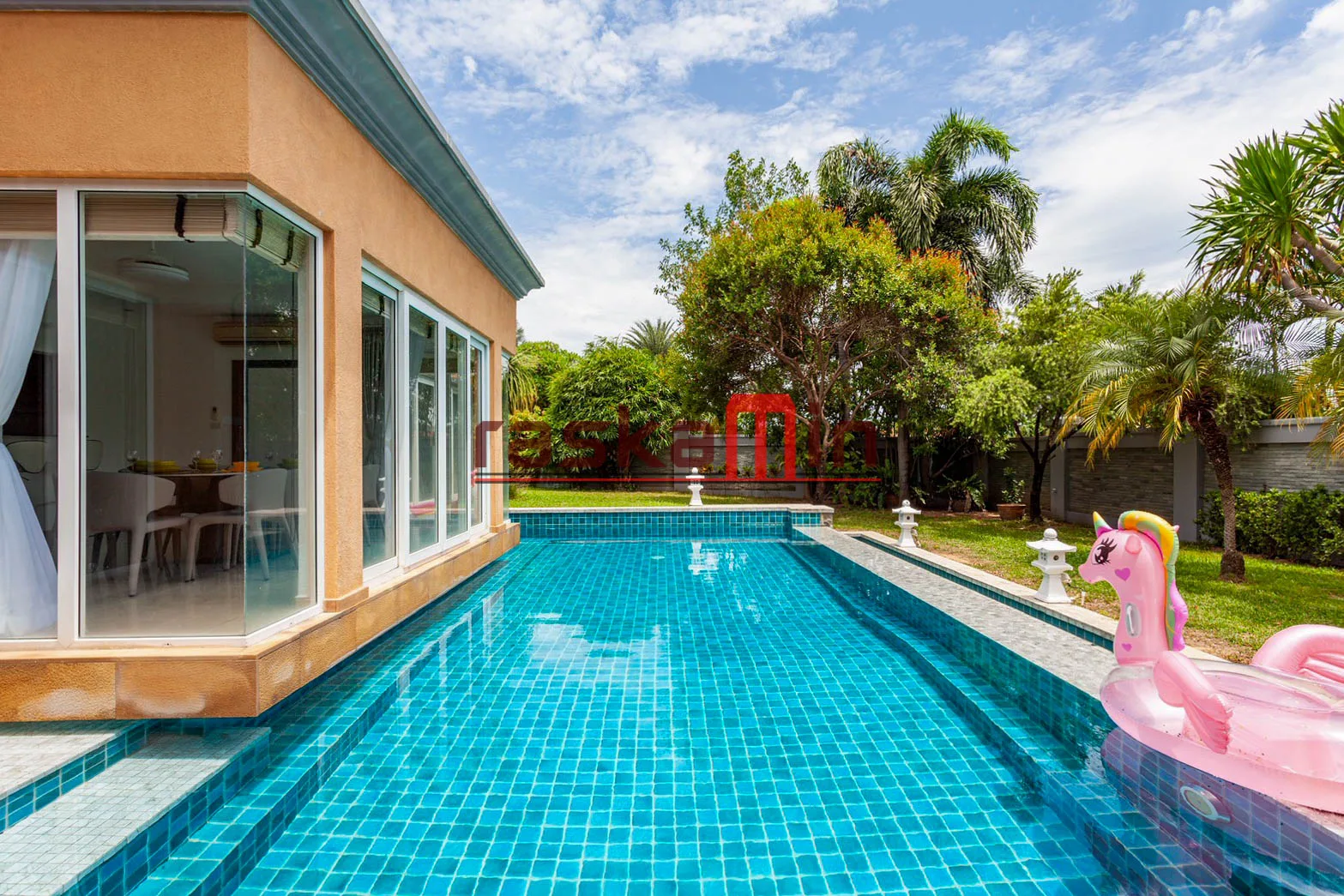 Siam Royal View Pattaya Village ( สยาม รอยัล วิว พัทยา วิลเลจ ) - 2