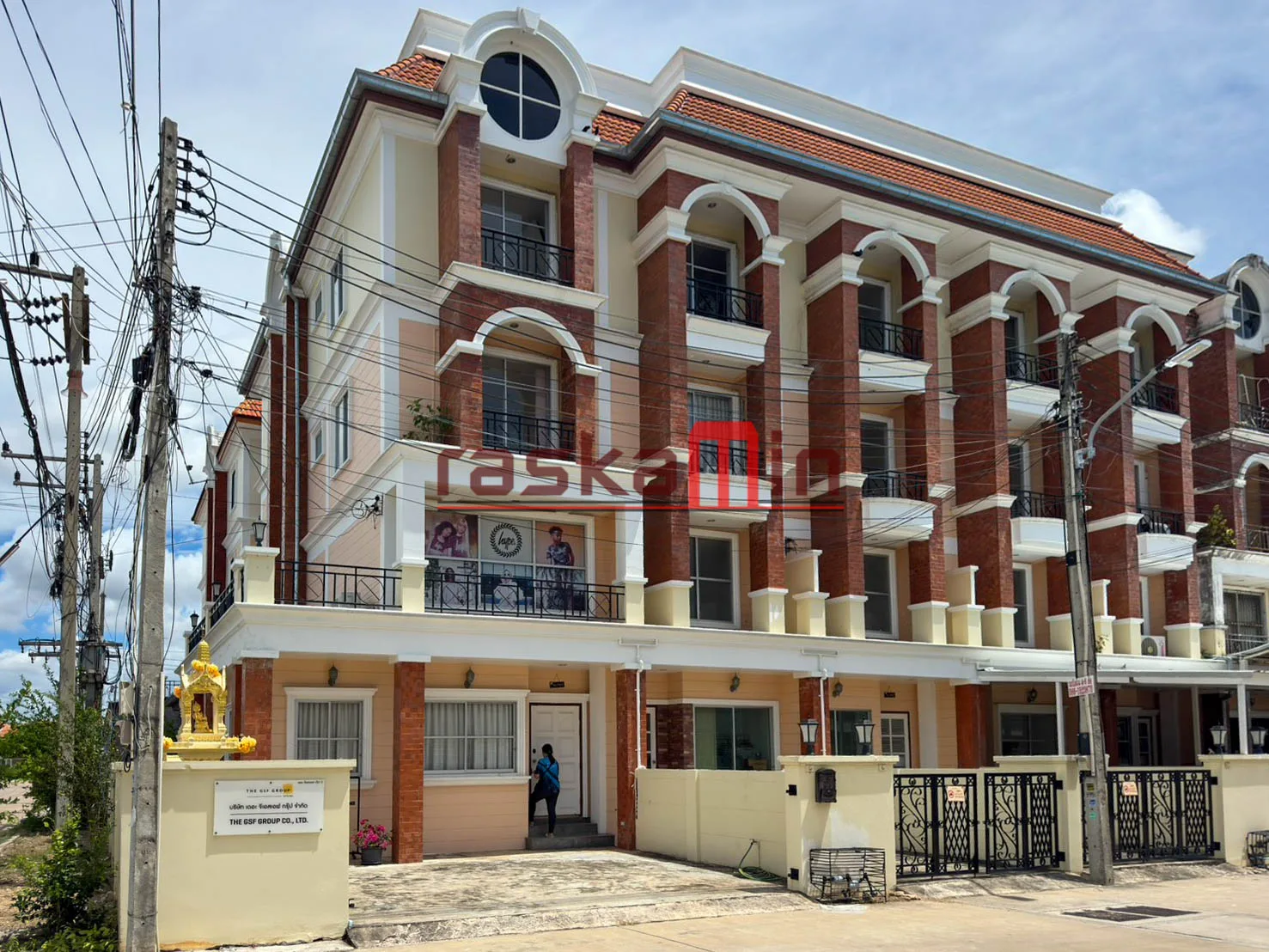 Sukhumvit 11 Pattaya Shophouses – Urgent Sale - 2